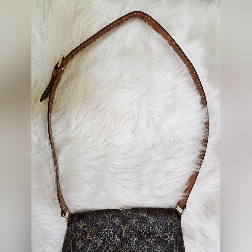 PRICE FRIM🎉HOST PICK🎉Authentic Louis Vuitton Monogram Musette Salsa GM - Picture 16 of 16